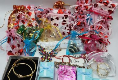 Cadouri Speciale In Tunbridge Wells, UK