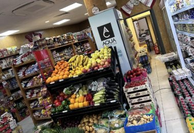 Magazin Alimentar Si Meniul Zilei Romanesc In Hatfield, UK