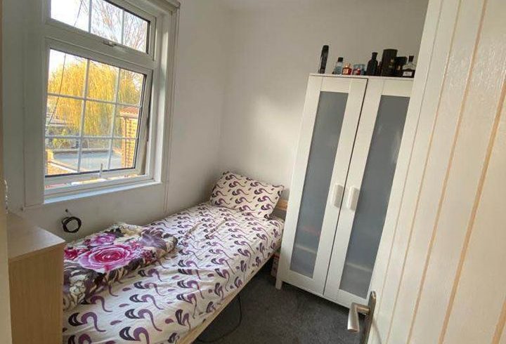 Chirie Camera Single In Enfield, Londra