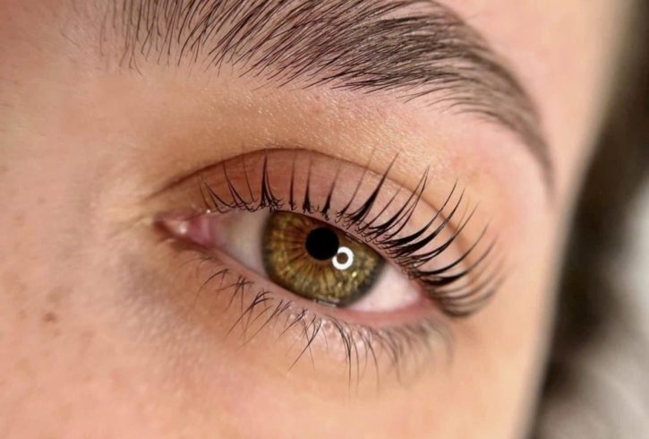 Servicii De Laminare Gene Si Sprancene In Hounslow, Londra