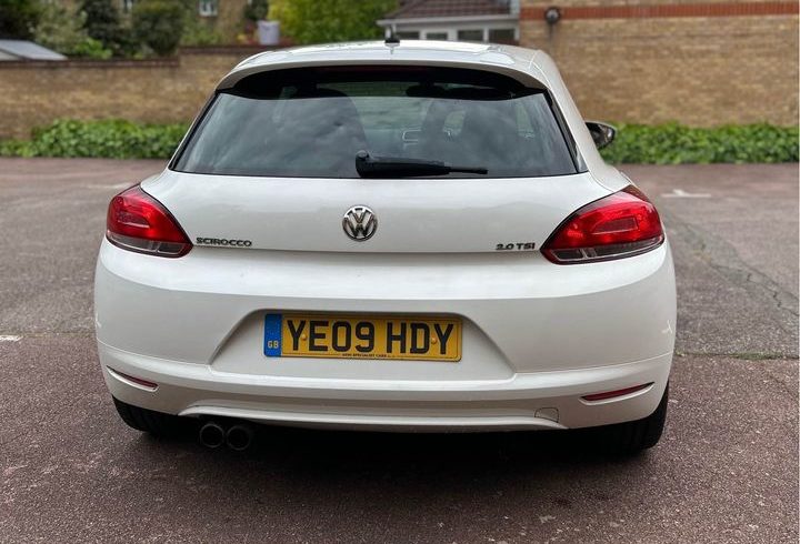 Vand Masina Volkswagen Scirocco In Londra, UK