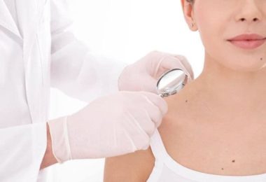 Medic Dermatolog Roman Clinica in Barking, Londra