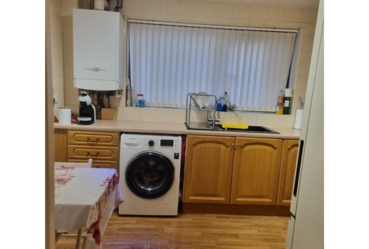 Chirie Camera Single Medie In Harold Hill, Londra