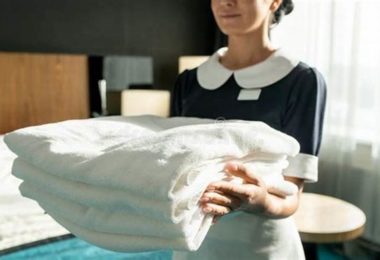 Munca Menajera In Centrul Londrei, UK