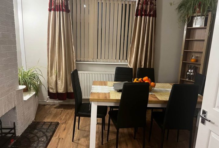 Chirie Casa Cu 2 Dormitoare In New Edlington, UK