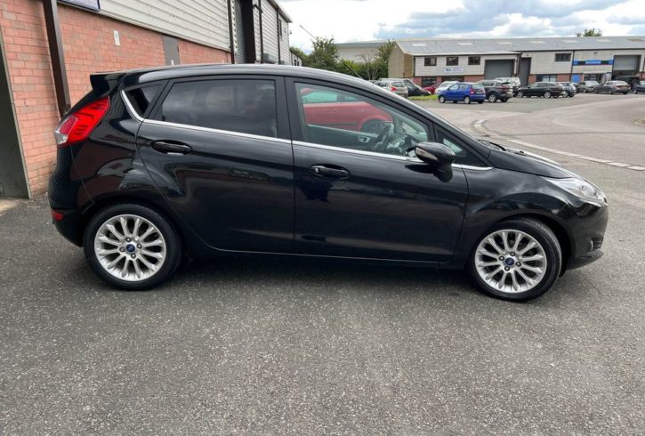 Vand Masina Ford Fiesta In Tewkesbury, UK