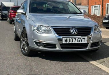 Vand Masina Volkswagen Passat In Northampton, UK