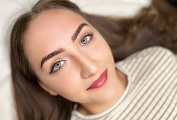 Servicii De Micropigmentare Sprancene In Dagenham, Londra