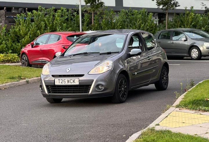 Vand Masina Renault Clio In Wolverhampton, UK