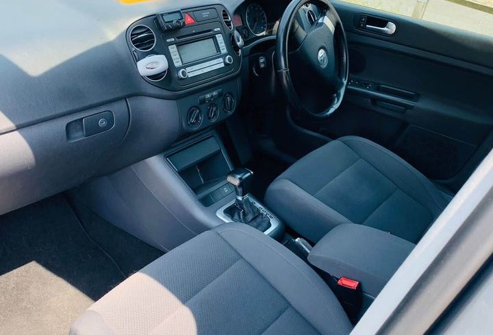 Vand Masina Volkswagen Golf In Borehamwood, UK