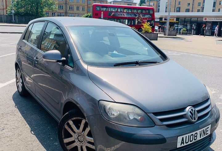 Vand Masina Volkswagen Golf In Borehamwood, UK