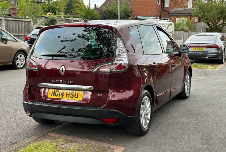 Vand Masina Renault Scenic In Stoke-on-Trent, UK