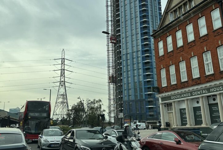 Munca Fixeri Si Fixer Mate in Canning Town, Londra