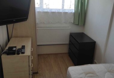 Chirie Camera Single In Kingsbury, Londra