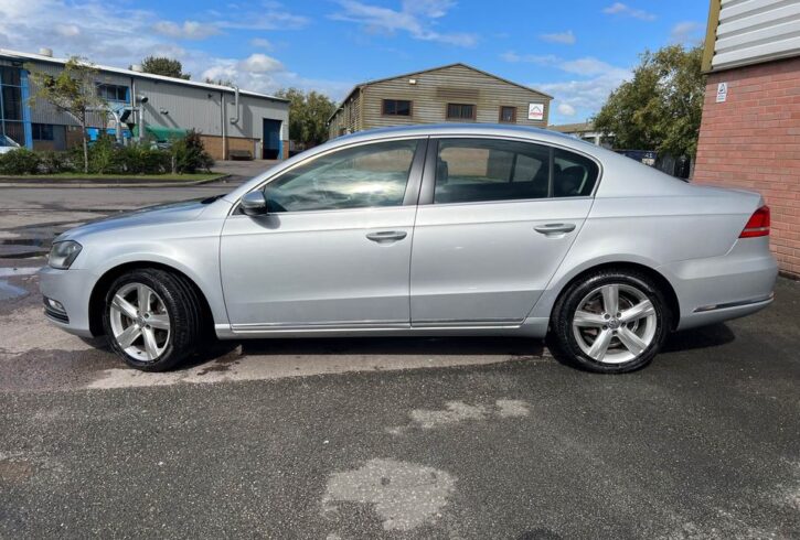 Vand Volkswagen Passat In Tewkesbury, UK