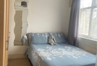 Chirie Camera Dubla In Romford, Londra