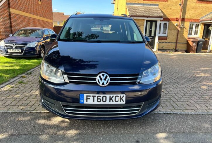 Vand Masina Volkswagen Sharan In Barking, Londra