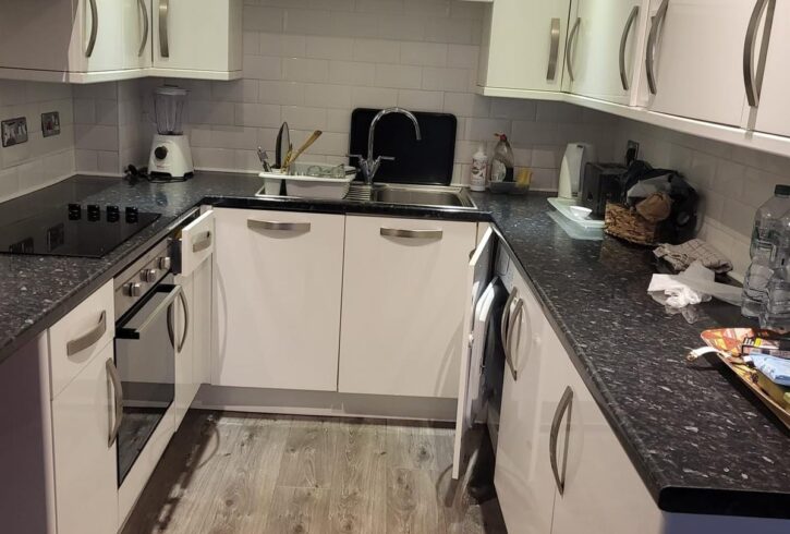 Chirie Camera Dubla In Buckhurst Hill, UK