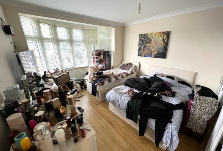 Chirie Casă Cu 5 Dormitoare În Barking, Londra