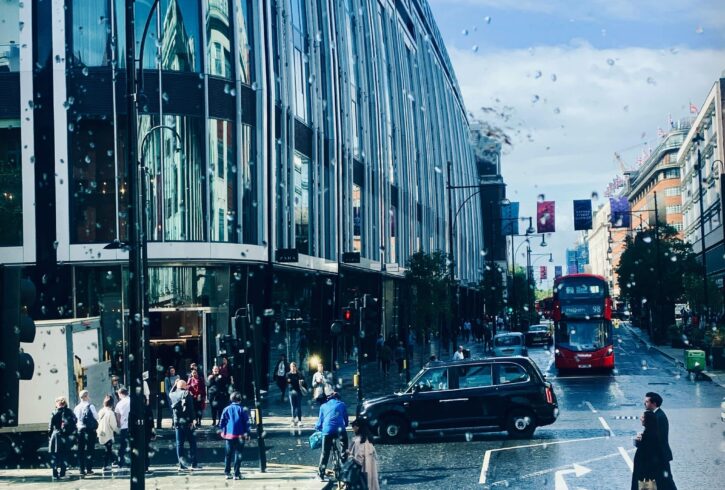 Muncă Barista La Festivalul De Craciun În Londra, UK