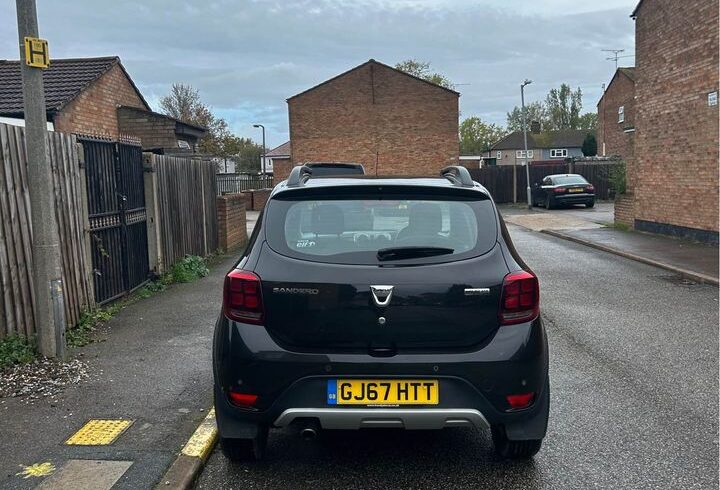 Vând Mașină Dacia Sandero Stepway În Basildon, UK