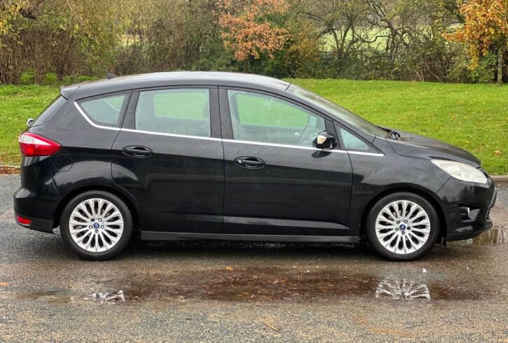Vând Mașină Ford C-Max Titanium În Ilford, Londra