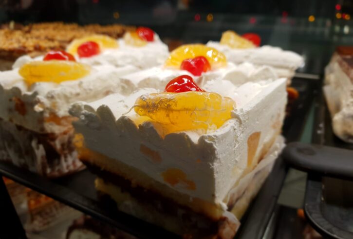 Prajituri Romanesti - Restaurant Romanesc SoDelicious in Wolverhampton UK