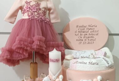 Trusouri Botez Brodate Fete Livrare In UK