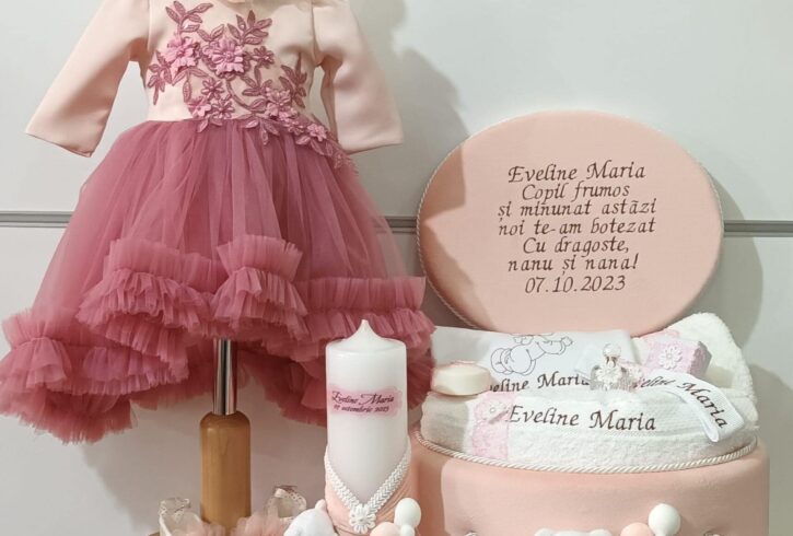 Trusouri Botez Brodate Fete Livrare In UK