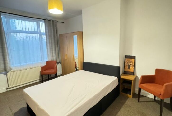 Inchiriez Camera Dubla - Londra, Zona 3 Wood Green