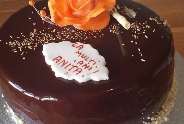 Torturi Si Prajituri Pentru Aniversari In Birmingham, UK