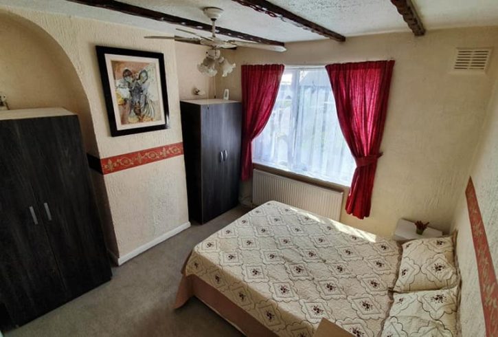 Inchiriez Camera Dubla in Dagenham East Londra