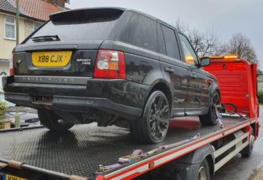 Cautam Sofer Categoria C in zona Wembley