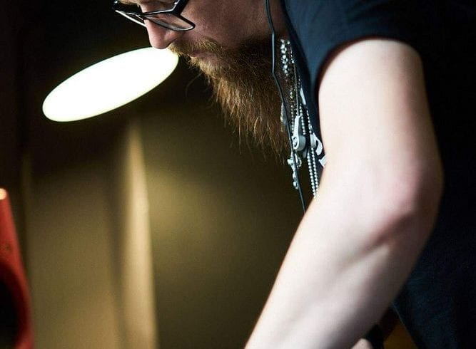 DJ profesionist cu atestat recunoscut international