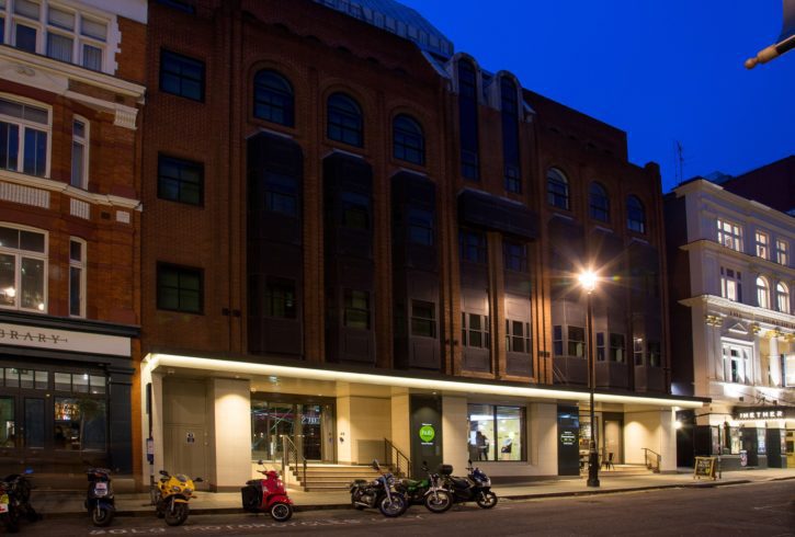 Angajam Cameriste in Hotel in Londra