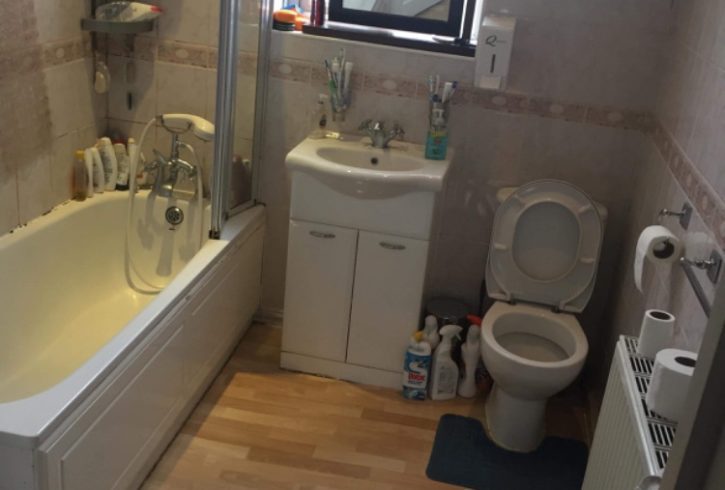 Oferim Camera Dubla in Zona 3 Lewisham - Londra