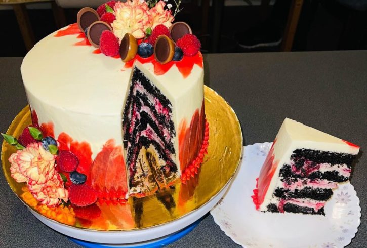 Nadea’s Cake Torturi Personalizate la Comandă in Barking, Londra