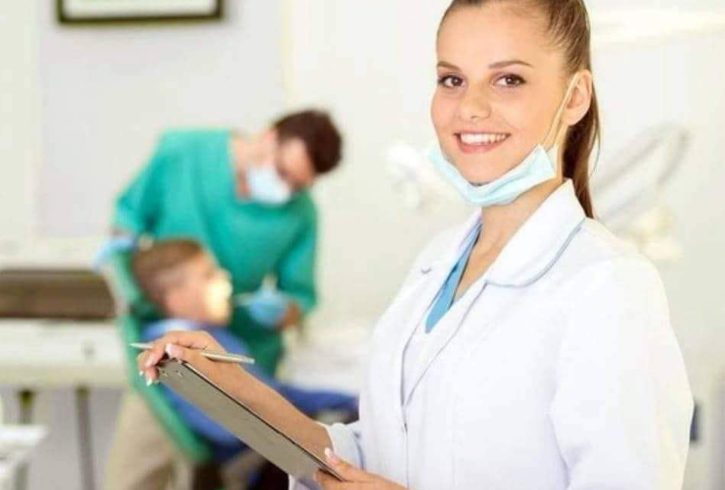 Curs Acreditat Asistent Stomatolog in UK