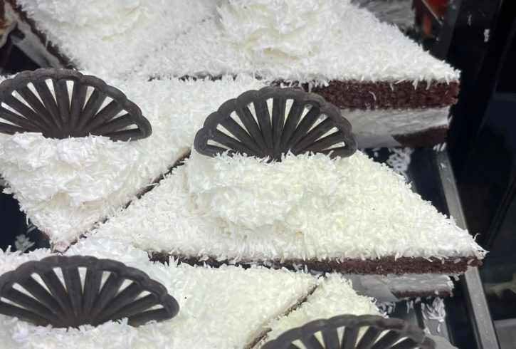 Magazin Romanesc in Rochdale, UK