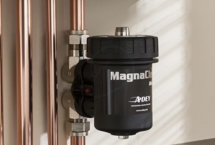 Plumber cu experienta in RO si UK - Am van si scule proprii Plumber cu experienta in RO si UK - Am van si scule proprii