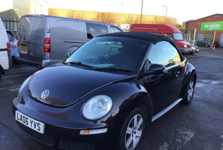 Vand Auto Volkswagen Beetle din 2007 in Londra, UK