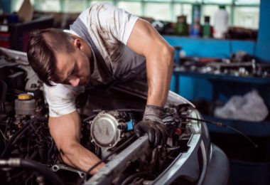 Atelier Auto Romanesc Verificari MOT in Hendon Londra