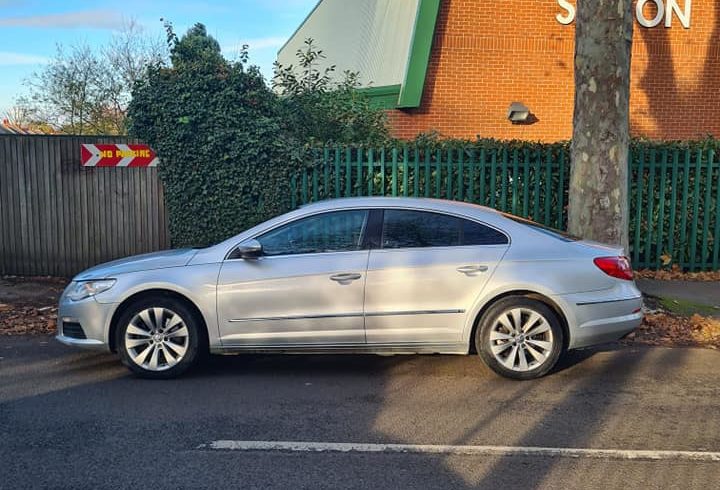 Vând Volkswagen Passat CC in Sutton, Londra