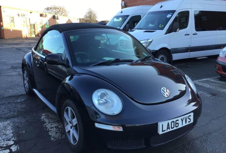 Vand Auto Volkswagen Beetle din 2007 in Londra, UK