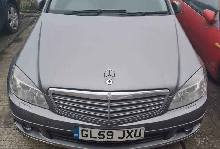 Vând Mercedes Benz C-Class Wagon din 2009 in Londra