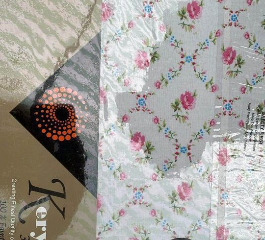 Vând Lenjerii de Pat si alte Accesorii in Harrow Londra