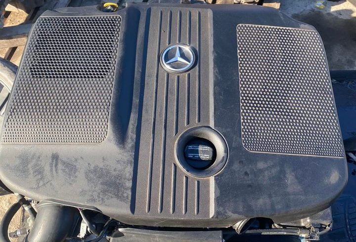 Vand Motor si Cutie de Viteze Mercedes e250cdi 2012 in Gravesend