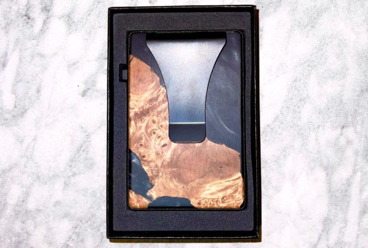 Portofel Suport Card Blocare RFID din Lemn + Rășină