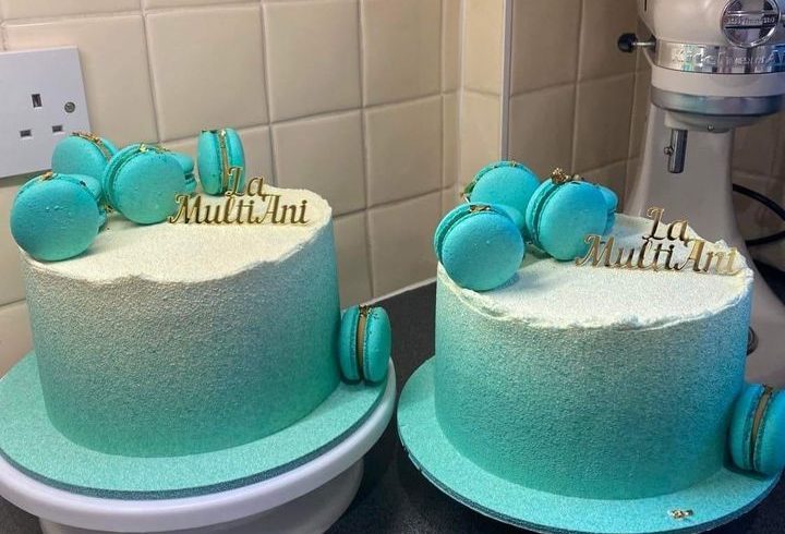 Preparam Torturi si Prajituri Candy Bar in Newbury Park, Londra