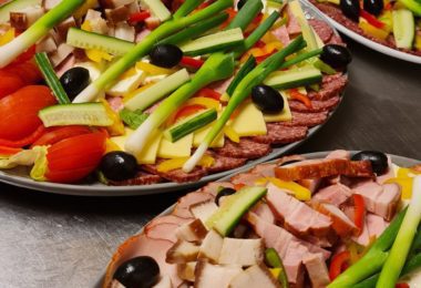 Restaurant Bucatarul Vesel in Romford, Londra